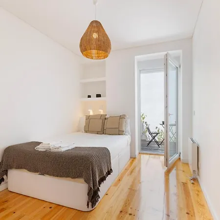 Your Dream Stay: Modern Amenities, Historic Charm