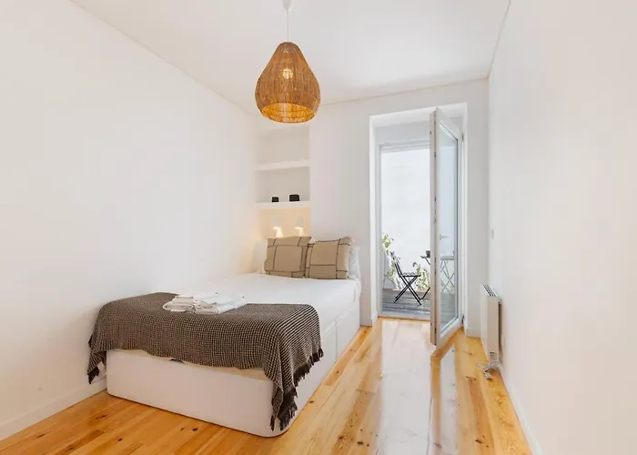 Your Dream Stay: Modern Amenities, Historic Charm