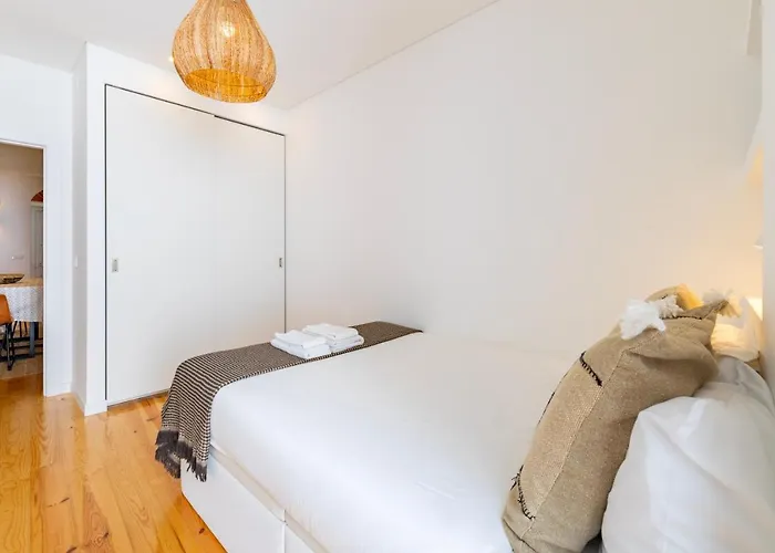 Your Dream Stay: Modern Amenities, Historic Charm